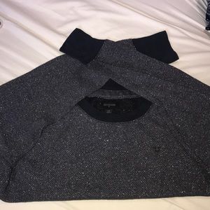 Thin pullover sweater